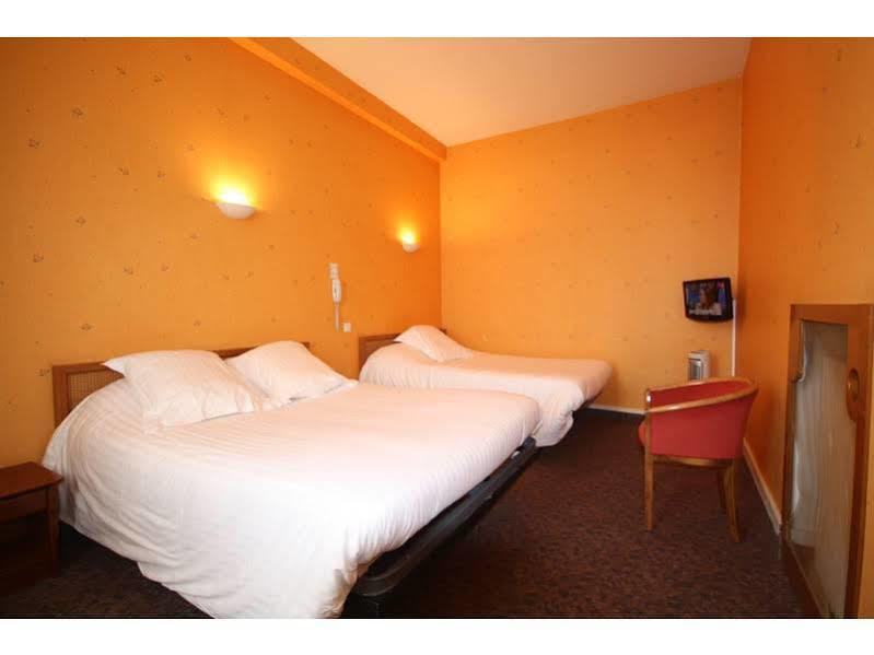 Hotel Le Petit Billot Vitre  Exterior photo